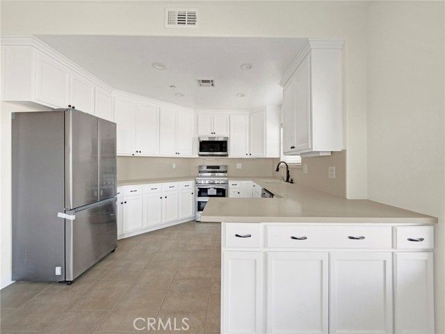 2575 Rale Drive, Palmdale, CA 93550