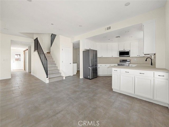 2575 Rale Drive, Palmdale, CA 93550