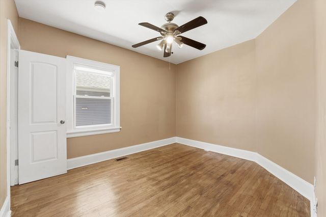 1426 S 18th Avenue, Maywood, IL 60153
