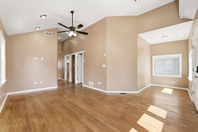 1426 S 18th Avenue, Maywood, IL 60153