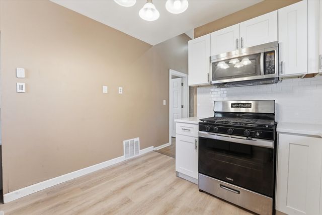 1426 S 18th Avenue, Maywood, IL 60153