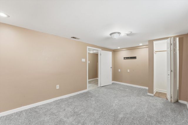 1426 S 18th Avenue, Maywood, IL 60153