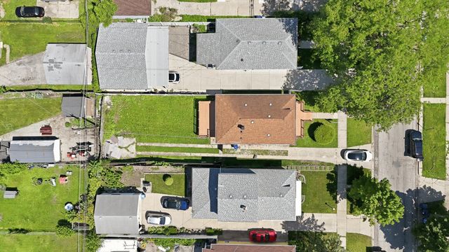 1426 S 18th Avenue, Maywood, IL 60153
