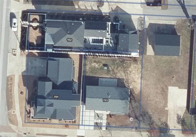 102 NE F Street, Bentonville, AR 72712