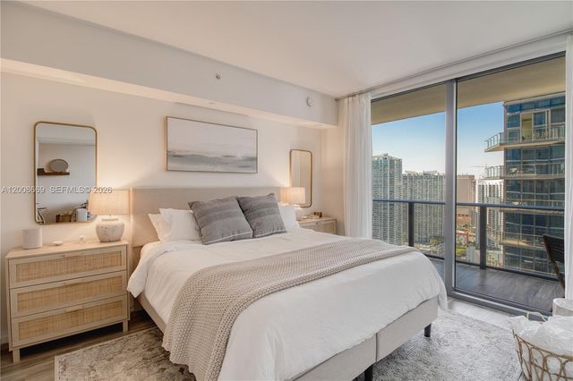 801 S Miami Ave 3808, Miami, FL 33130