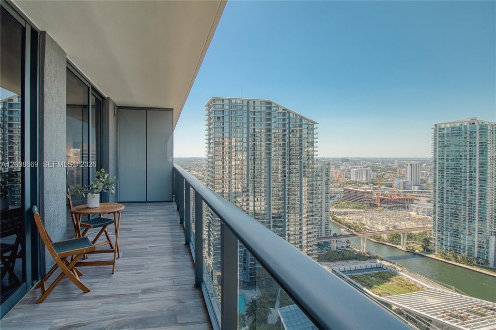 801 S Miami Ave 3808, Miami, FL 33130