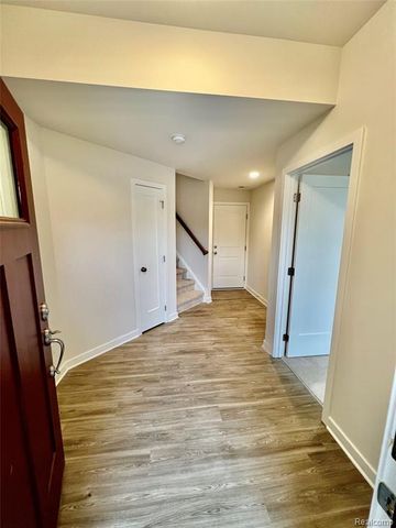 2910 Rayfield Avenue, Ann Arbor, MI 48105