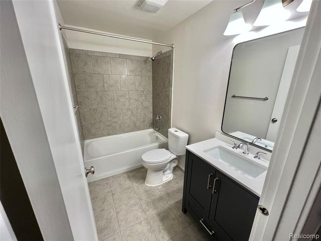 2910 Rayfield Avenue, Ann Arbor, MI 48105