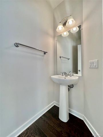 2910 Rayfield Avenue, Ann Arbor, MI 48105