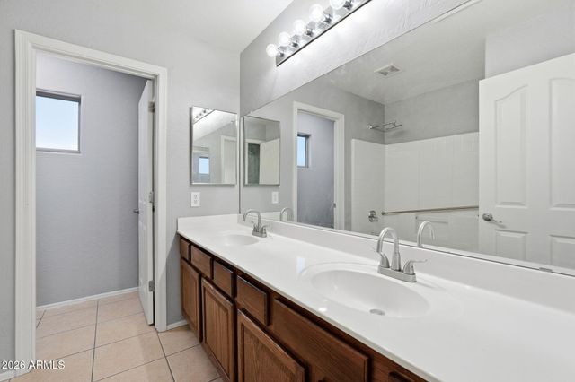 12825 W WHITTON Avenue, Avondale, AZ 85392