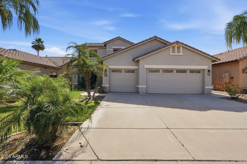 12825 W WHITTON Avenue, Avondale, AZ 85392