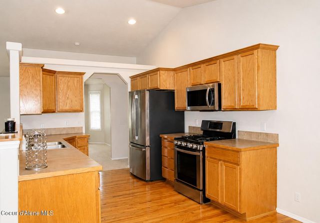 31153 N 10th AVE, Spirit Lake, ID 83869