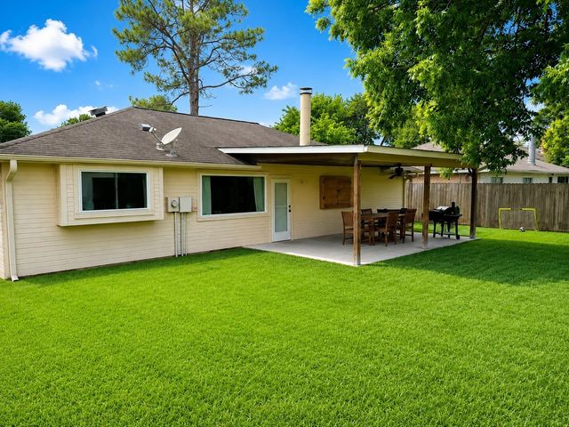 1010 Mayweather Lane, Richmond, TX 77406