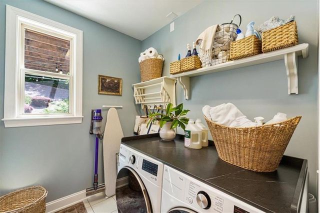 1085 Ashley Manor Drive, Roswell, GA 30075