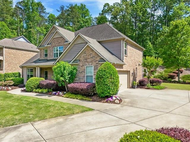 1085 Ashley Manor Drive, Roswell, GA 30075