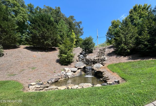 Stone Bridge Drive, Dandridge, TN 37725