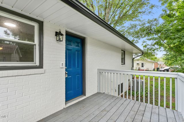 1322 Elm Street, Burlington, NC 27217