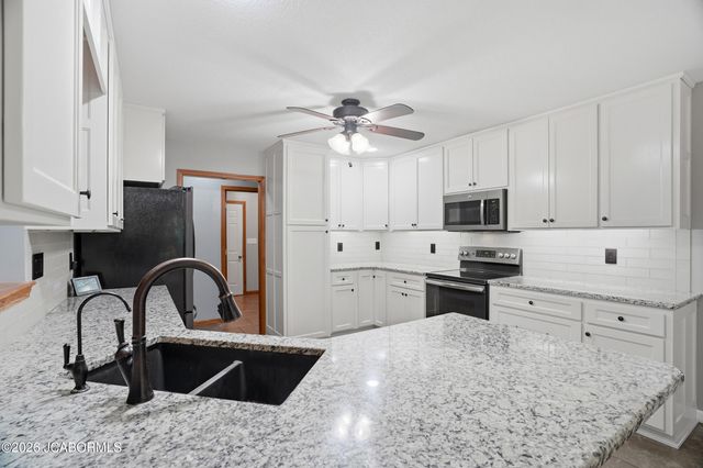 202 COLLINS COURT, Ashland, MO 65010