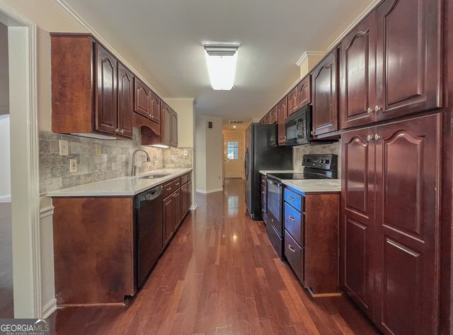 307 Oak Pointe Drive, Dublin, GA 31021