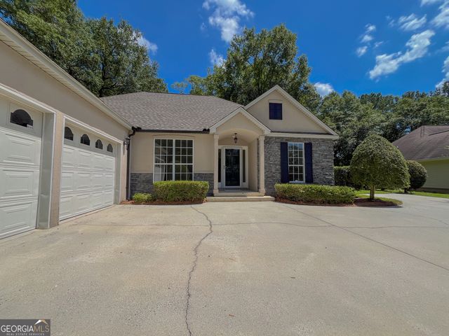 307 Oak Pointe Drive, Dublin, GA 31021