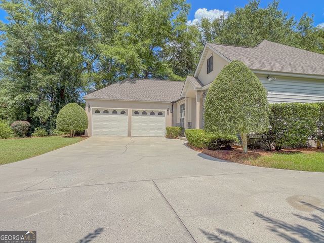 307 Oak Pointe Drive, Dublin, GA 31021