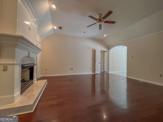 307 Oak Pointe Drive, Dublin, GA 31021