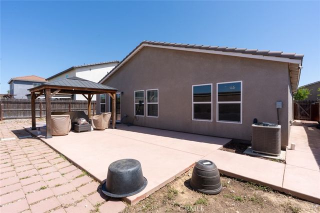 2005 Shasta, Atwater, CA 95301