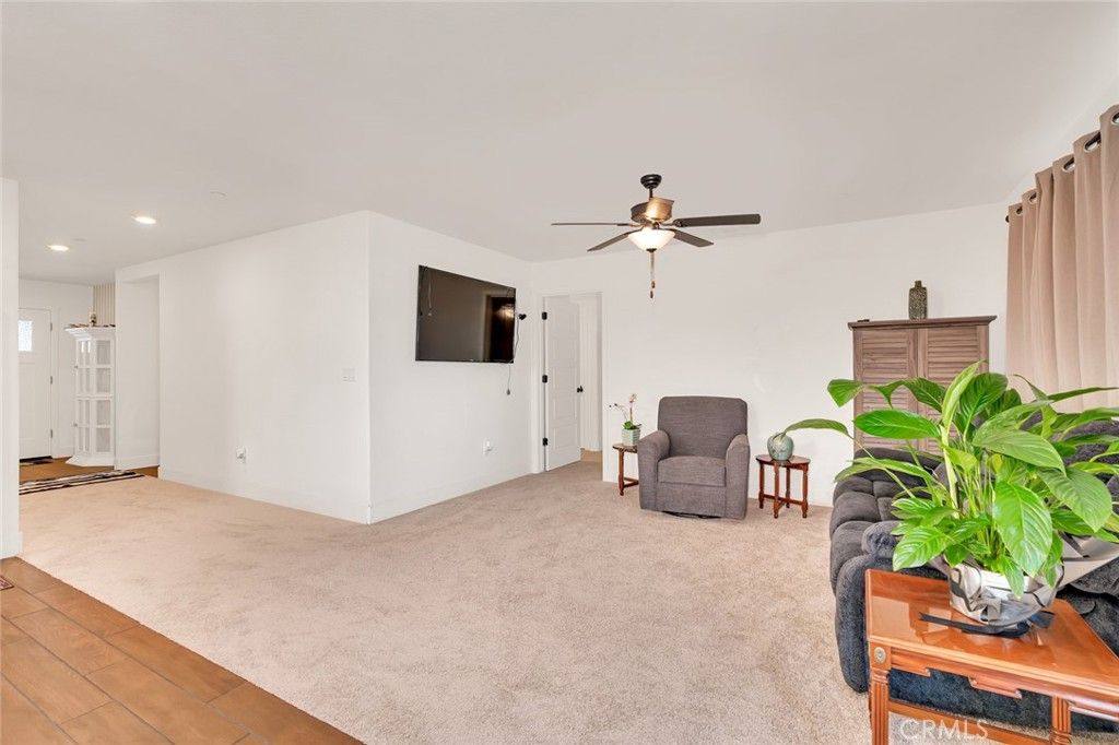 Image 16 of property listing at 2005 Shasta, Atwater, CA 95301