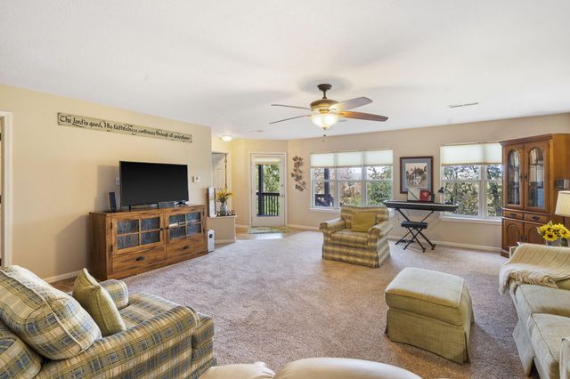 1749 Cedar Ridge Way, Branson West, MO 65737
