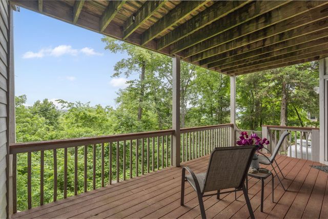 1749 Cedar Ridge Way, Branson West, MO 65737