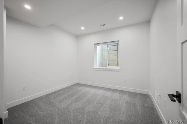 872 S Vine Street, Denver, CO 80209