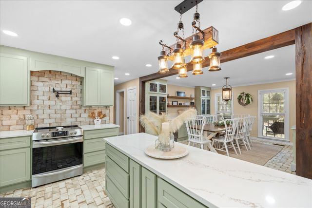 80 Camp Lane, Carrollton, GA 30117