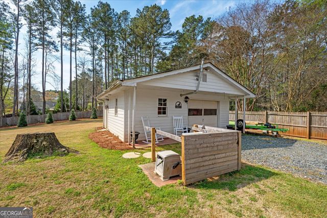 80 Camp Lane, Carrollton, GA 30117