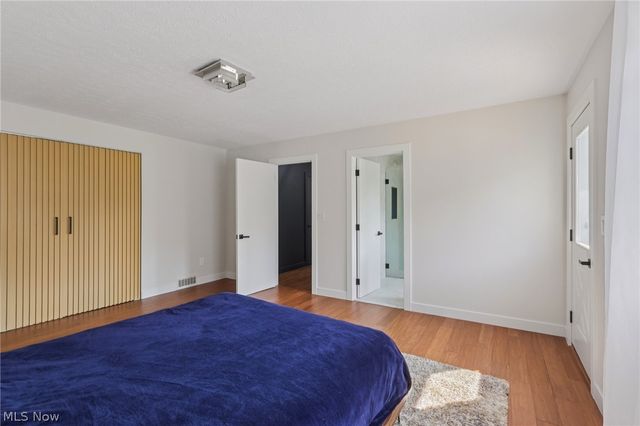 30320 Miles Road, Solon, OH 44139