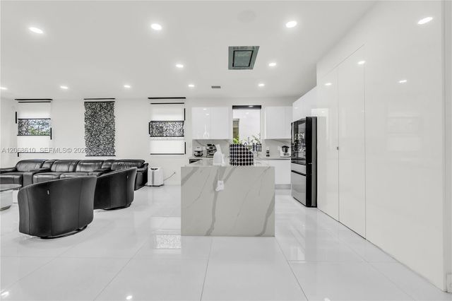 9730 NW 74th Terrace, Doral, FL 33178