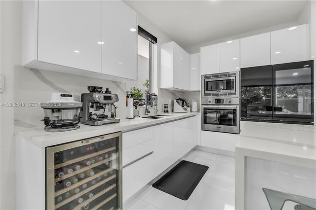 9730 NW 74th Terrace, Doral, FL 33178