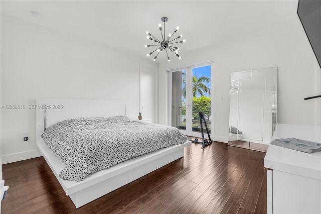 9730 NW 74th Terrace, Doral, FL 33178