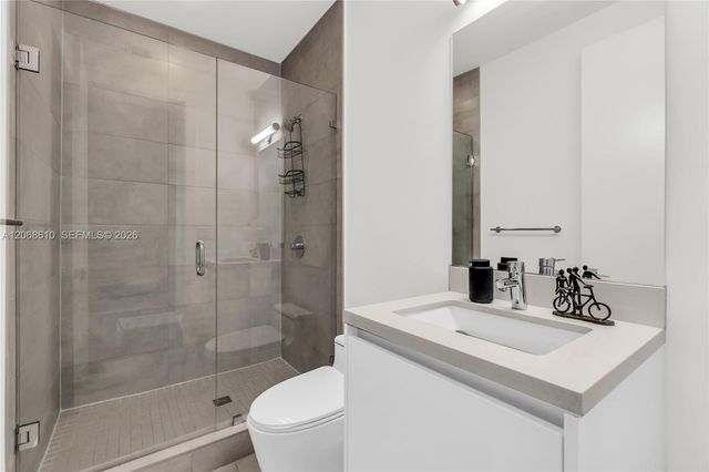 9730 NW 74th Terrace, Doral, FL 33178