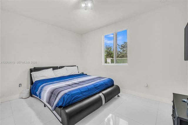 9730 NW 74th Terrace, Doral, FL 33178