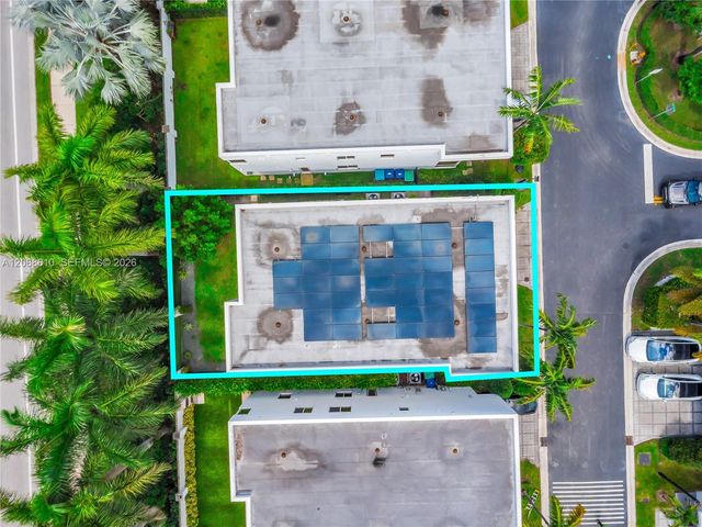 9730 NW 74th Terrace, Doral, FL 33178