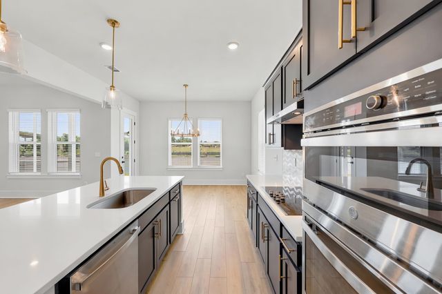 988 Triton Ave., Little River, SC 29566