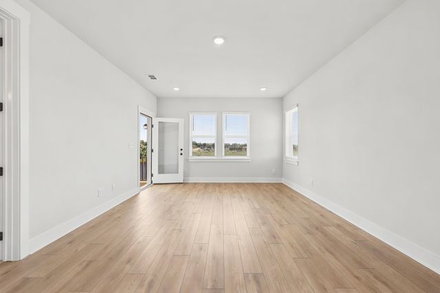 988 Triton Ave., Little River, SC 29566