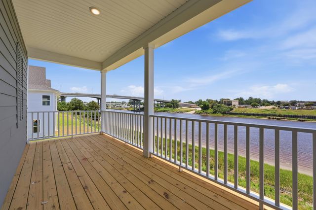 988 Triton Ave., Little River, SC 29566