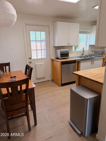 512 W 17TH Street W, Tempe, AZ 85281