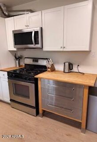 512 W 17TH Street W, Tempe, AZ 85281