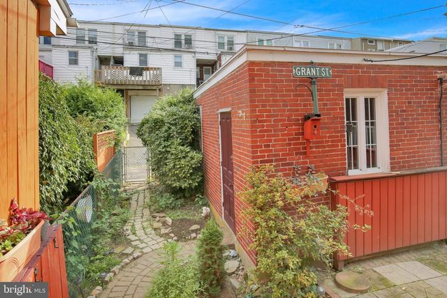 2524 GRANT ST, Reading, PA 19606