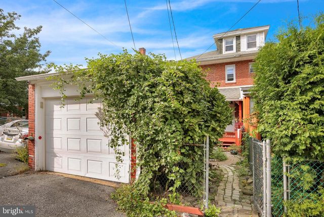 2524 GRANT ST, Reading, PA 19606