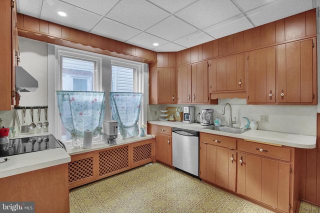 2524 GRANT ST, Reading, PA 19606