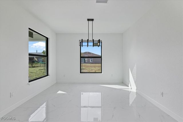 1310 NE 7th PL, Cape Coral, FL 33909