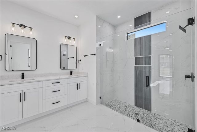 1310 NE 7th PL, Cape Coral, FL 33909